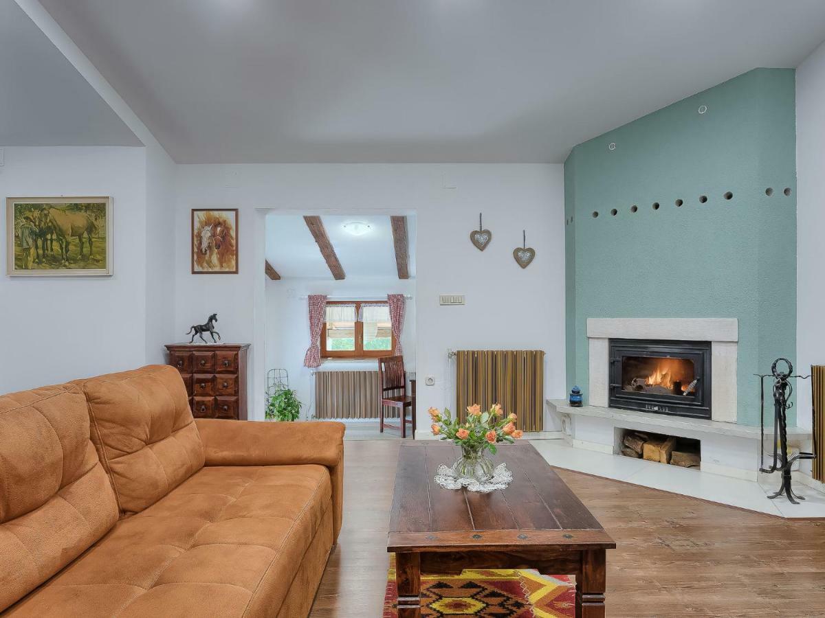 Holiday Home Country House D&D By Interhome Pula Dış mekan fotoğraf