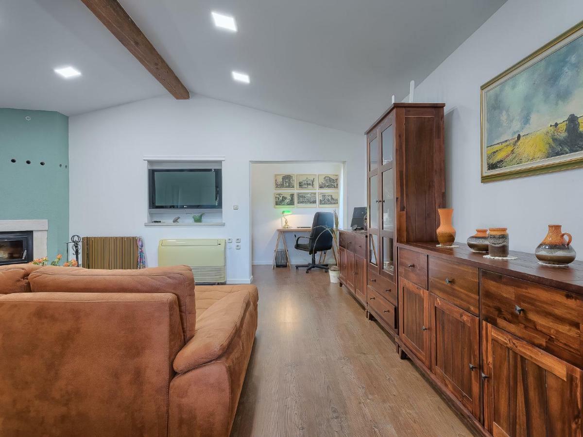 Holiday Home Country House D&D By Interhome Pula Dış mekan fotoğraf